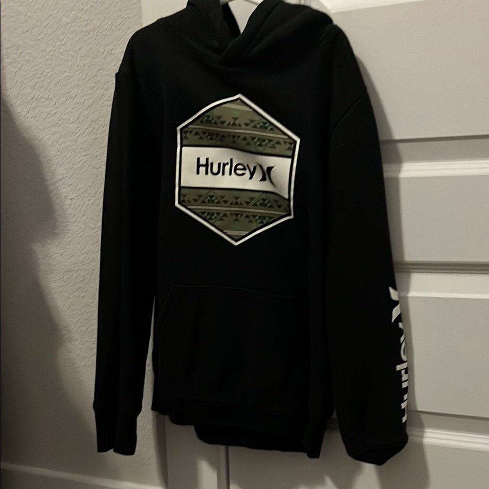 Hurley Black Sweatshirt Classic Design